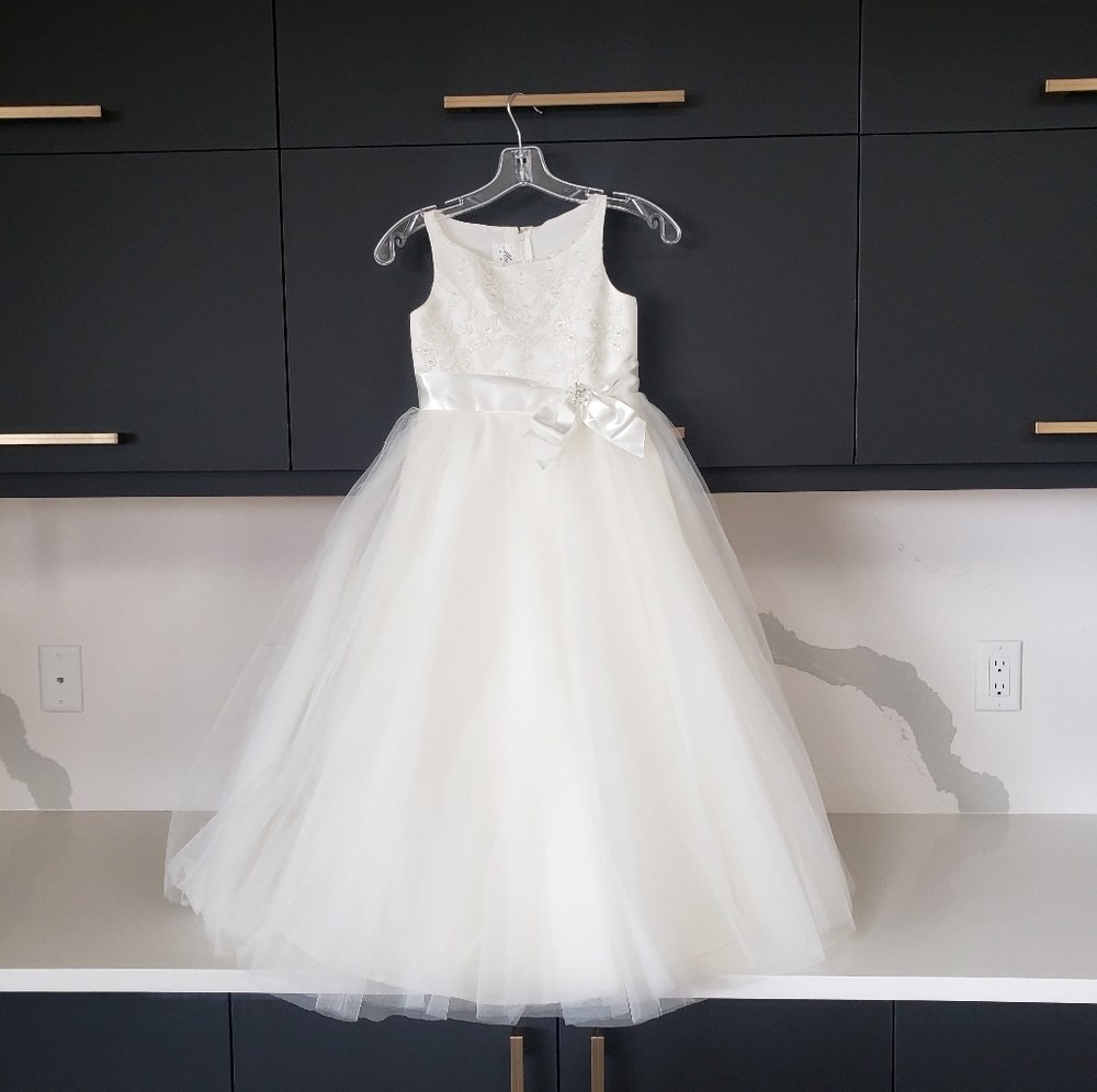 Flower girl dress